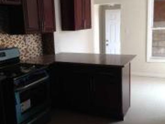 3rd image of 4728 204th St