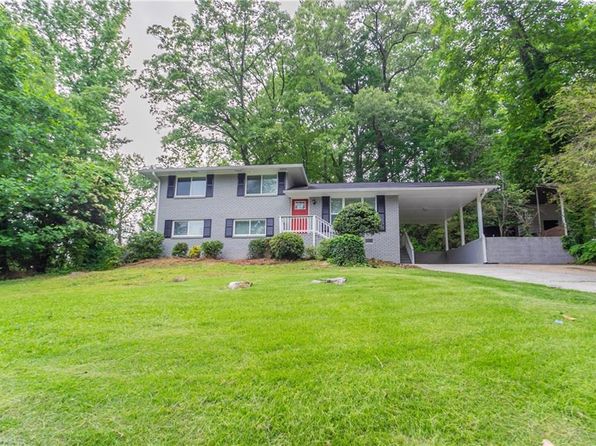 5795 Deerfield Trl, College Park, GA 30349