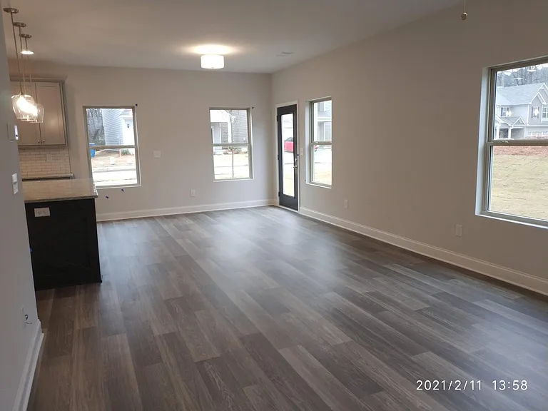 648 Omnia Ct — Photo 13