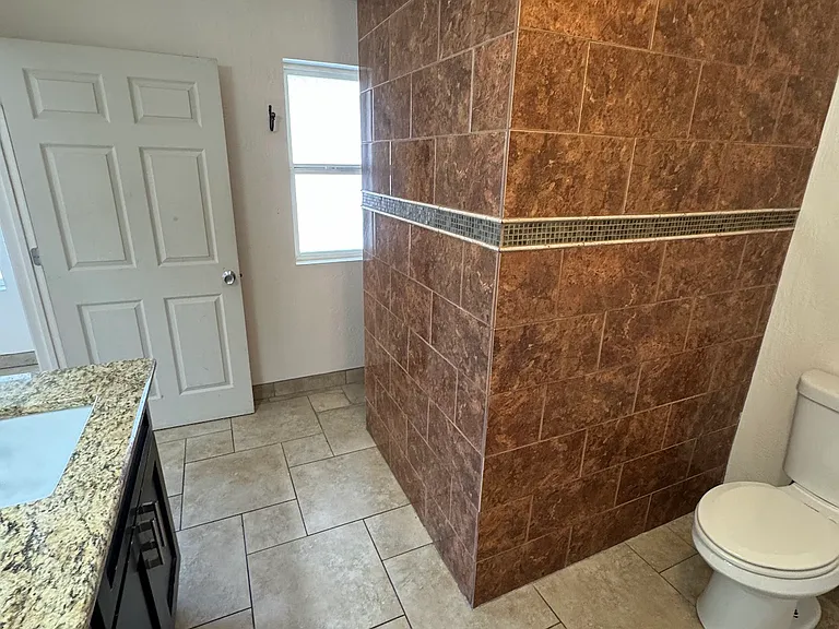 97 E Huntington Dr — Photo 9