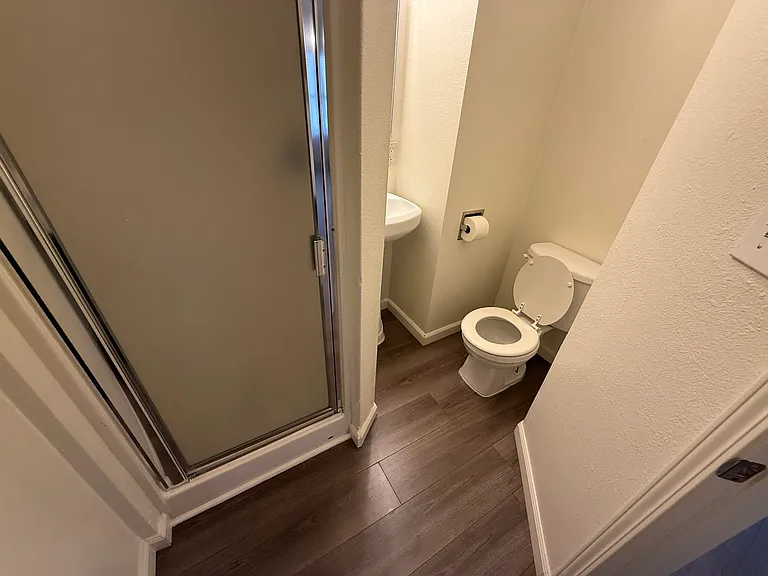 1032-1036 S Normandie Ave #5 — Photo 19