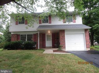 868 Concord Pl, Lansdale, PA 19446