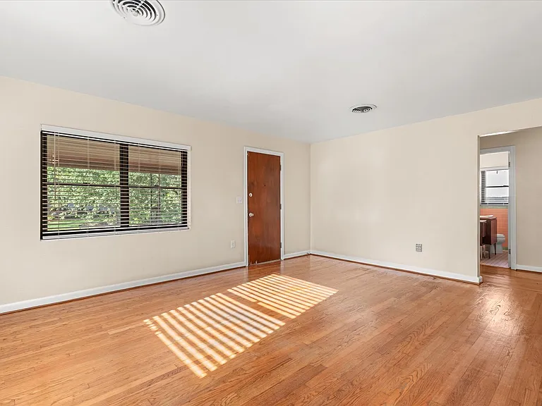 1671 Dale Ave — Photo 6