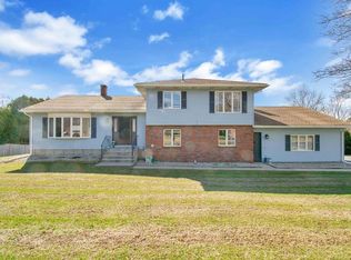39 Chapin St, Ludlow, MA 01056