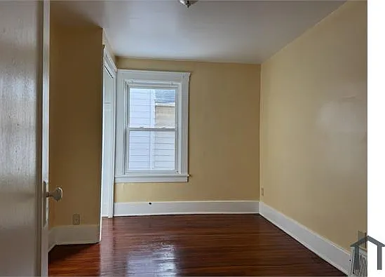 2644 Apple Ave — Photo 4