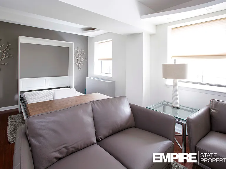 150 W 51st St #2102 — Photo 5