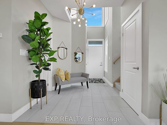 3rd image of 349 Edgevalley Rd