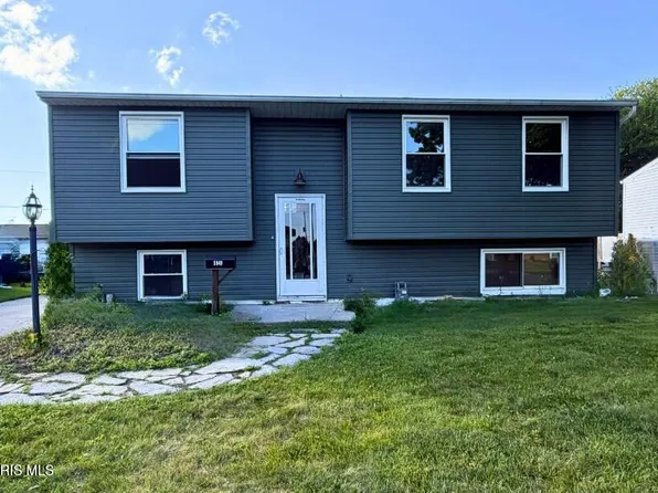 5949 Vistamar Rd, Toledo, OH 43611