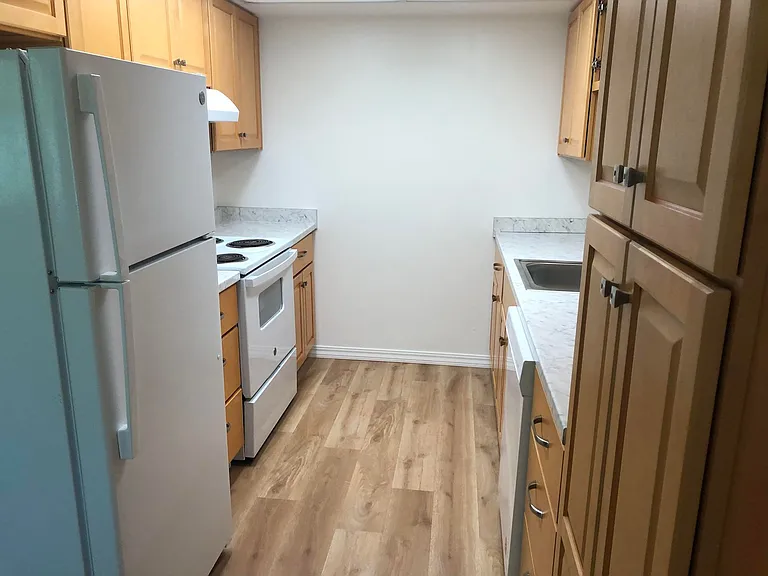1350 Kenwal Rd #4 — Photo 8