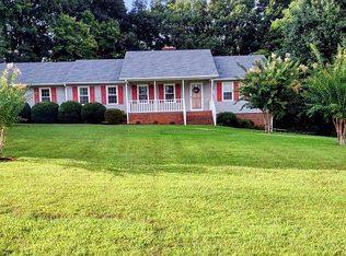 461 Samuel Rd, Danville, VA 24540