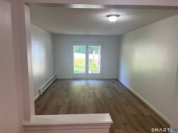5th image of 407 Village Drive #407