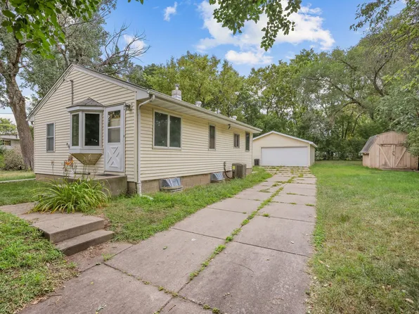 4653 Jackson St NE, Hilltop, MN 55421