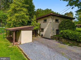 36 Magnolia Ln, Temple, PA 19560