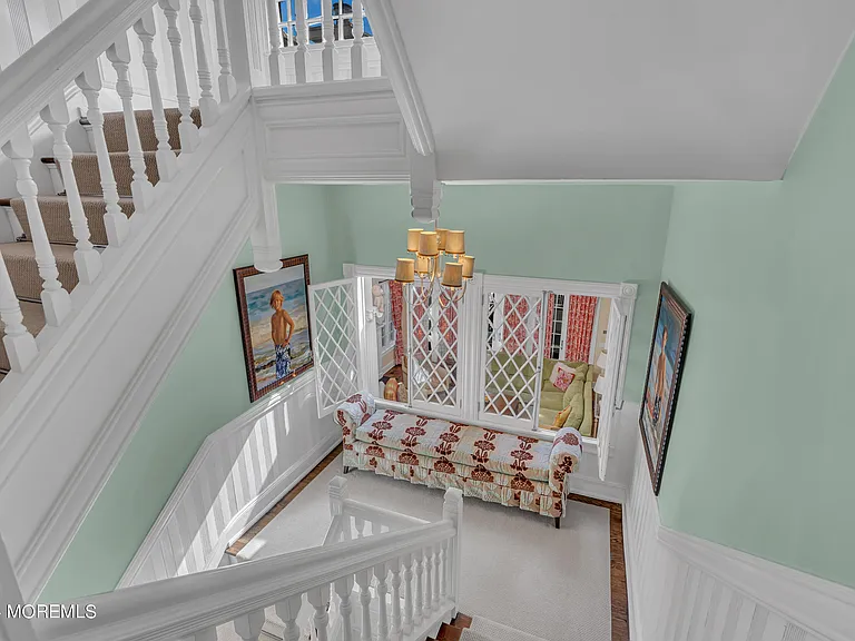 207 Monmouth Ave — Photo 48