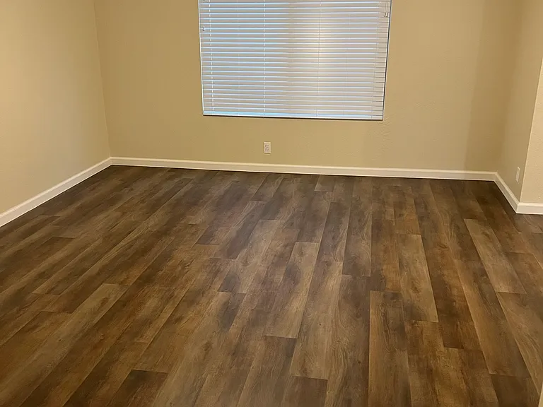 Ceres Plaza Apartments — Photo 15