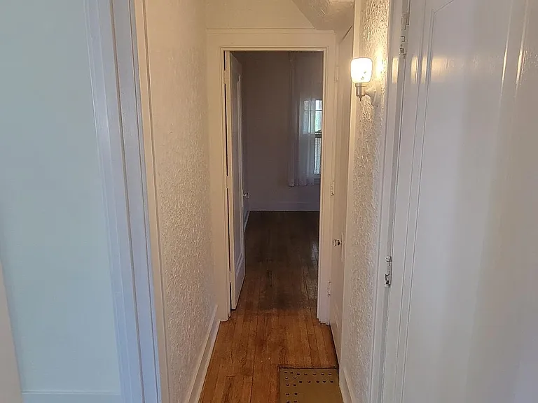 505 Graceland St NE — Photo 20