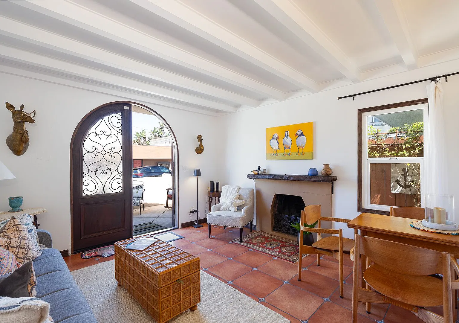 2 Bedroom + 1 Bathroom Home | Silverstrand Beach | Oxnard | Monthly Furnished Rental — Photo 2