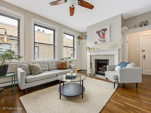 3rd image of 636 W Waveland Ave APT 4C