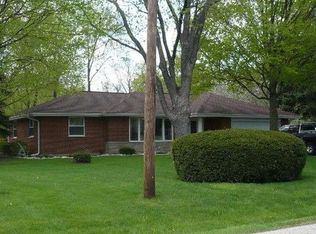 202 S School Ln, Prospect Heights, IL 60070