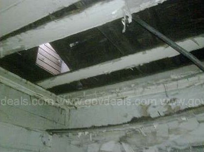 2nd image of 915 Rochelle St