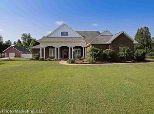 109 Ruzic Dr, Kathleen, GA 31047