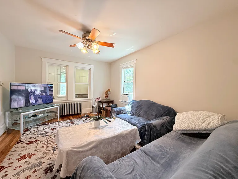 62 Plimpton Ave — Photo 6