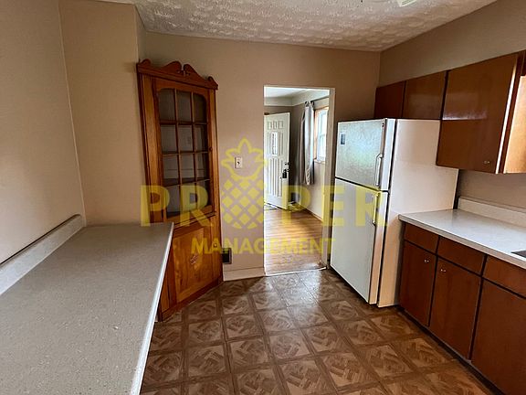 5th image of 2509 Carnegie St