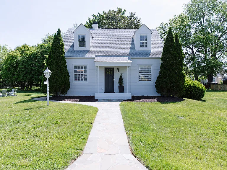 210 Lee Ave — Photo 68