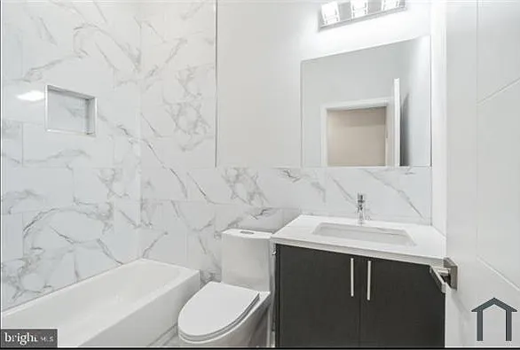 2415 N 7th St #D — Photo 5