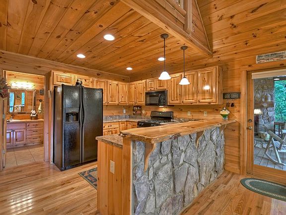 4th image of LOT Mangums Trl #A