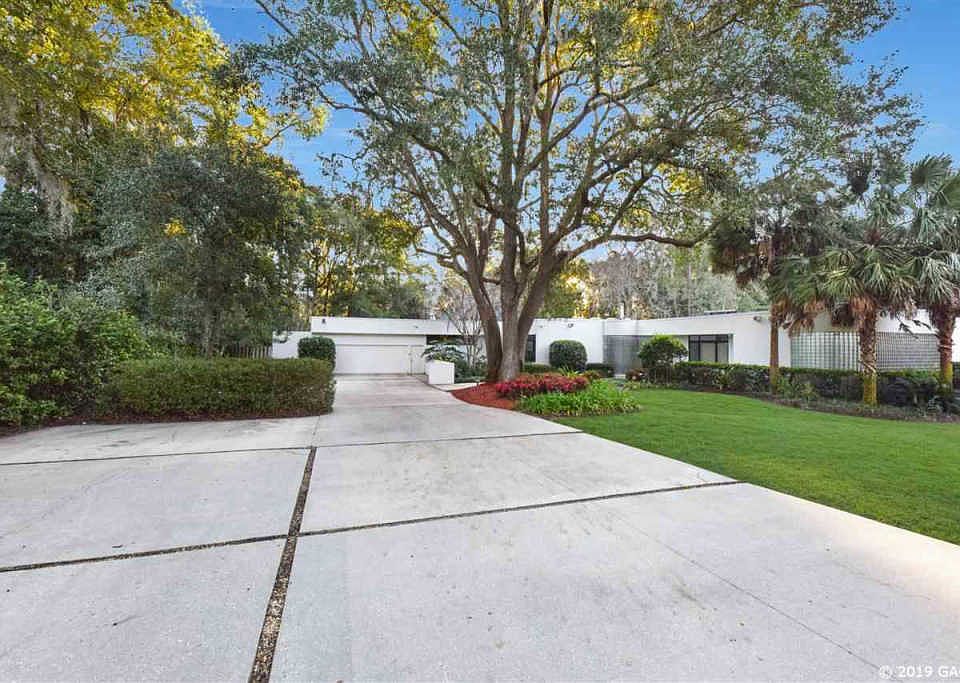 1st image of 2711 NW 20th St