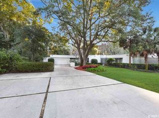 2711 NW 20th St, Gainesville, FL 32605