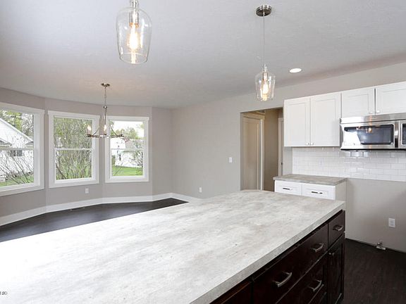 5th image of 3108 Higgins Ave SW