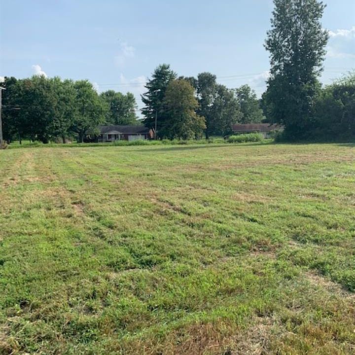 2nd image of 3519 Benton Rd