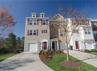 4826 Sapphire Dr, Midlothian, VA 23112