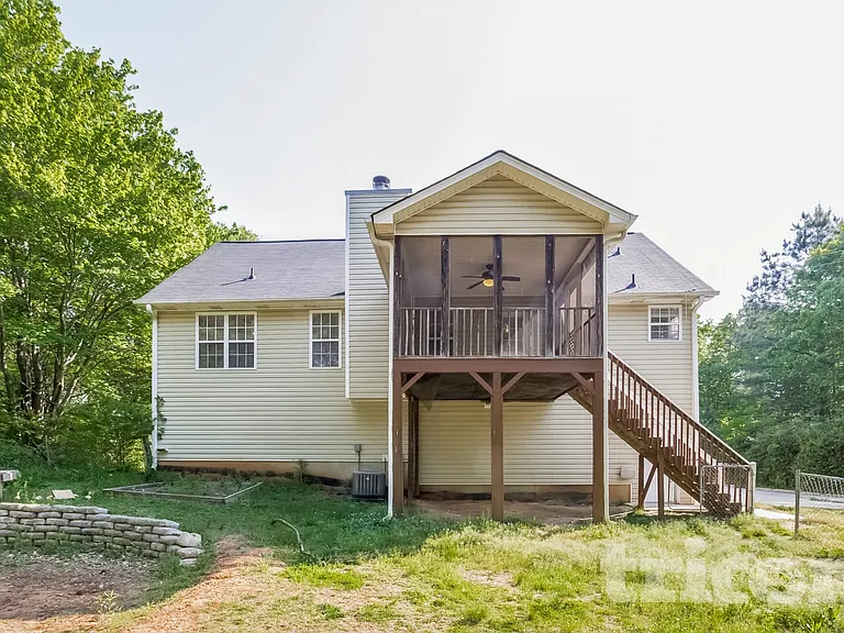 52 Spencer Ct — Photo 13