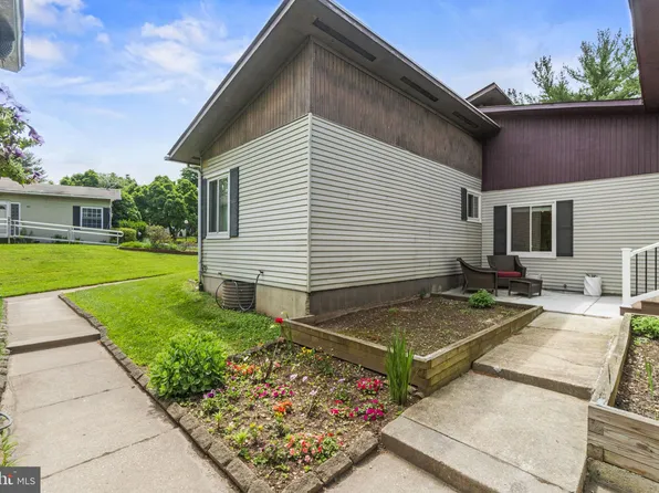 48 Standard Ct, Gaithersburg, MD 20877