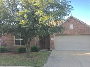 3917 Diamond Ridge Dr, Fort Worth, TX 76244