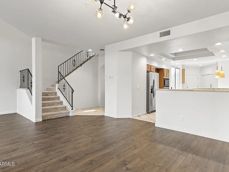 20802 Grayhawk Dr #1002 — Photo 2