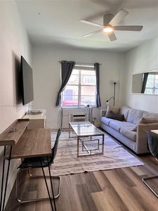 3030 Collins Ave APT 1F, Miami Beach, FL, 33140