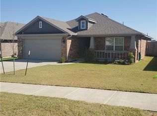 2108 Champoli Dr, Choctaw, OK 73020