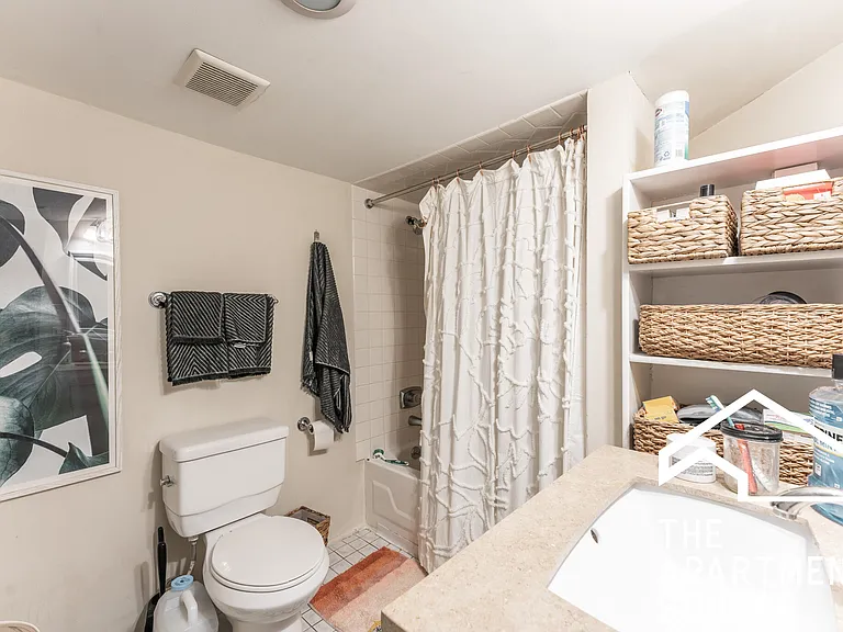 3519 N Reta Ave #1F — Photo 17