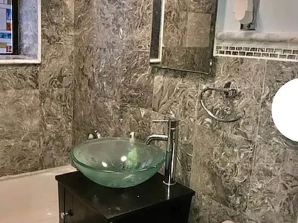 82-16 34th Avenue image 11 of 13