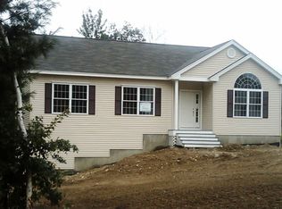 76 Cox St, Nashua, NH 03064