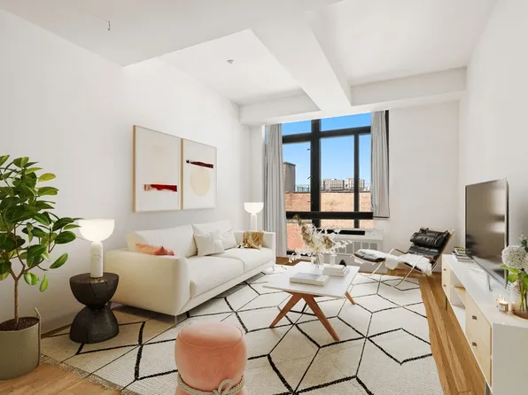 122 West Street image 1 of 13