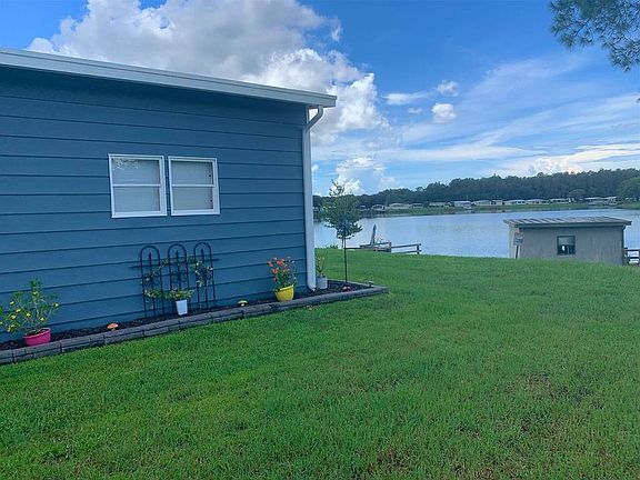3rd image of 16940 Silver Shores Ln