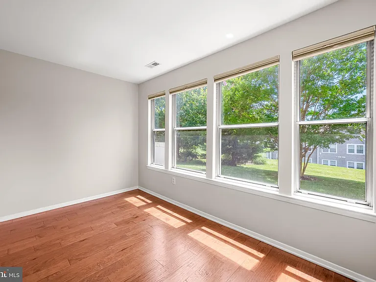 7648 Stony Creek Ln — Photo 9