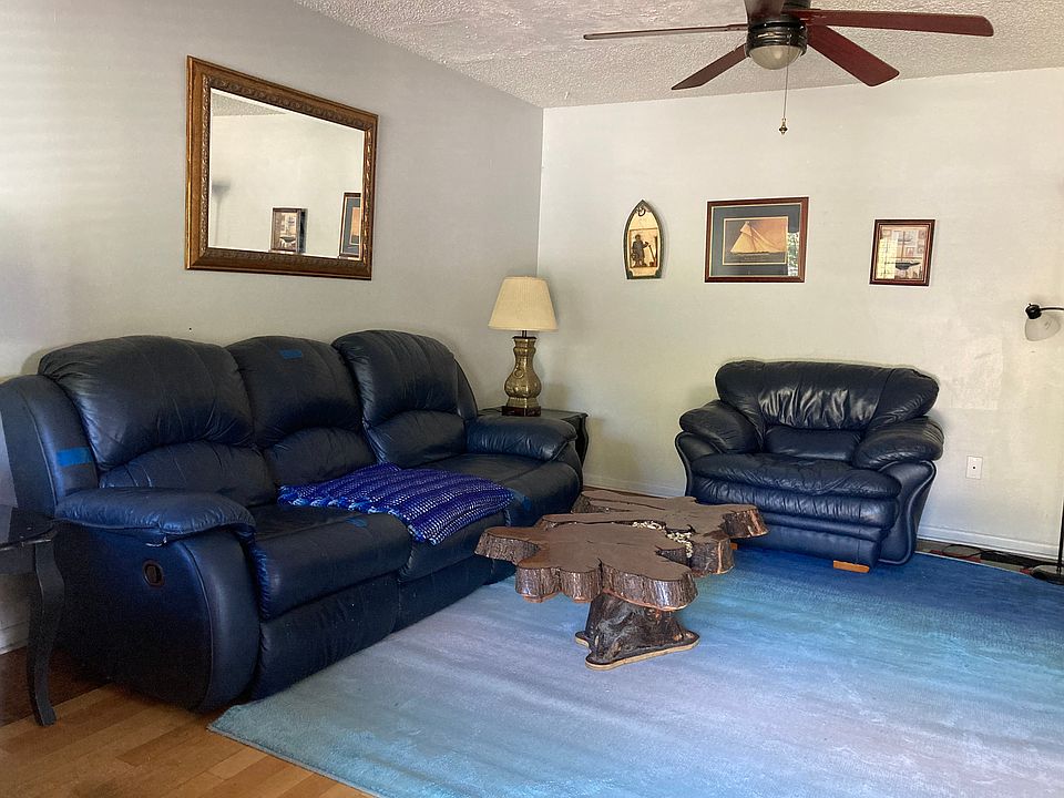 1st image of 522 Camino Ct #E