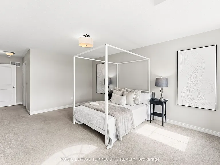 144 Underwood Dr — Photo 11