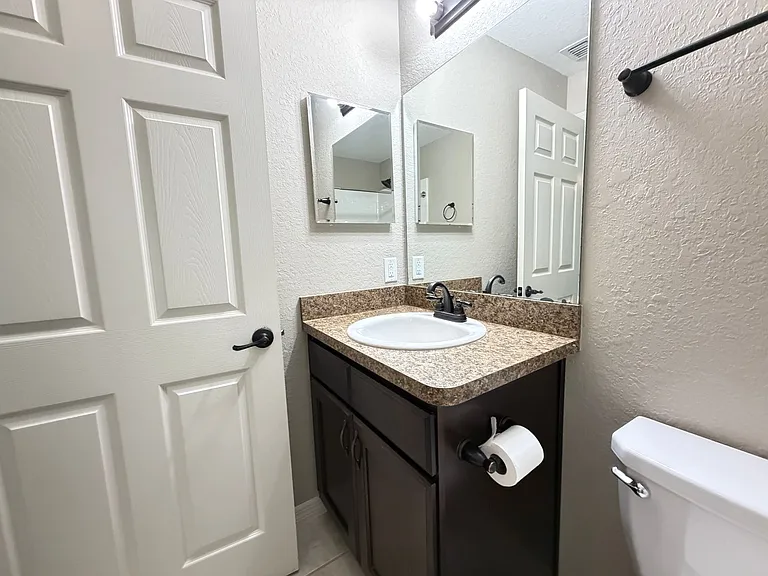 15741 SW 23rd Avenue Rd — Photo 12